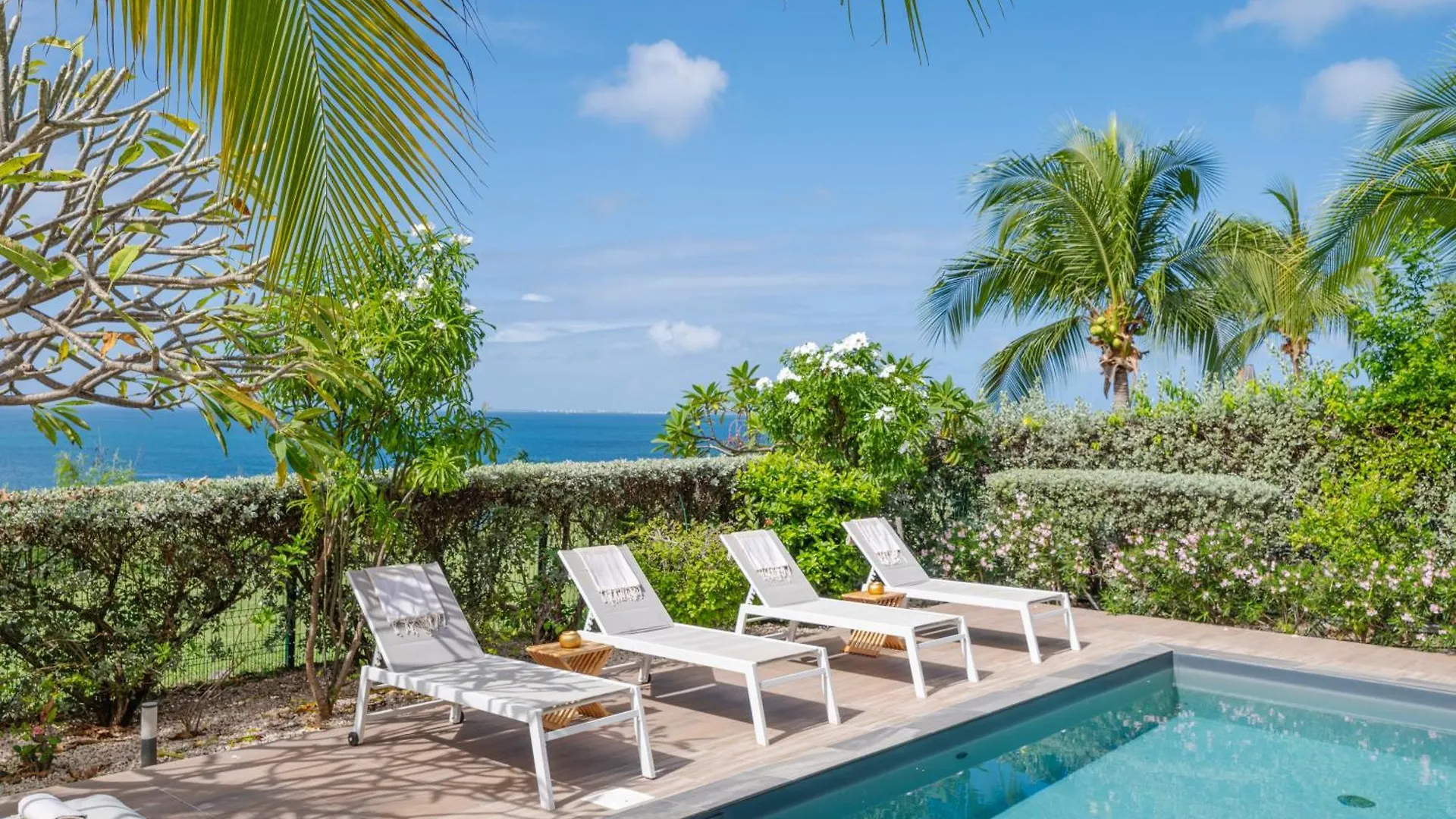 Chez Paulette A Distance A Pied De La Plage Et Piscine Chauffee Grand-Case